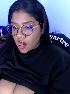 paola091 online show from April 29, 2:37 am