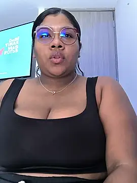 paola091 online show from May 14, 9:20 pm