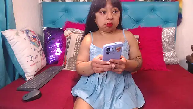 SARAWILLS online show from March 27, 1:56 pm