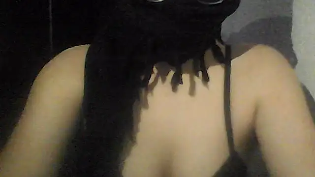 Snapshot of JunoVestanus chatting on September 21, 1:54 pm JunoVestanus online show from September 21, 1:54 pm