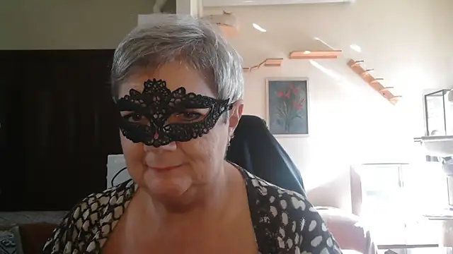 simona60 online show from October 6, 1:17 pm