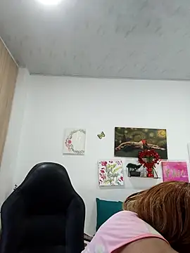 BustyMilf  online show from May 5, 2:20 pm