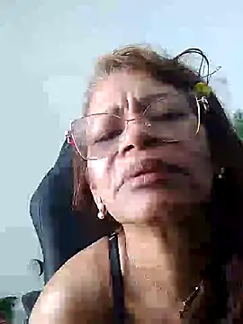 BustyMilf  online show from November 16, 6:52 pm