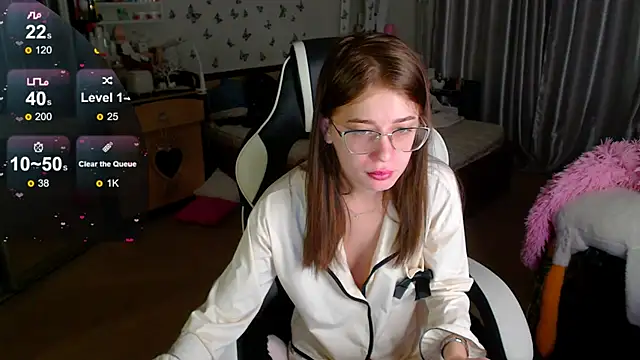 Kira honeyy online show from January 13, 2:17 am