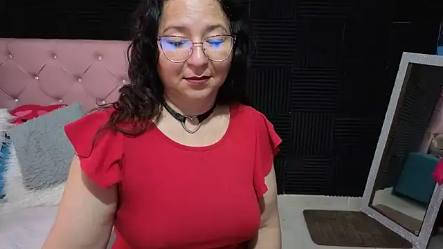 katifoxx online show from May 13, 4:35 pm