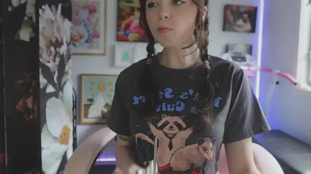 makiyahbelle online show from January 19, 7:48 am