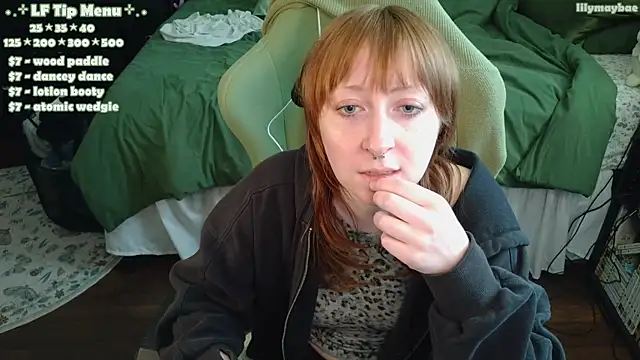 LilyMayBae online show from May 16, 11:48 pm