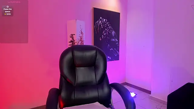 MorganHicks online show from May 13, 4:24 pm