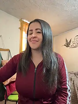latinfemale online show from May 28, 8:29 pm