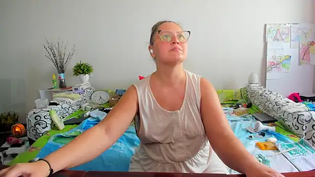 IamYourNarcotic online show from April 1, 11:44 am