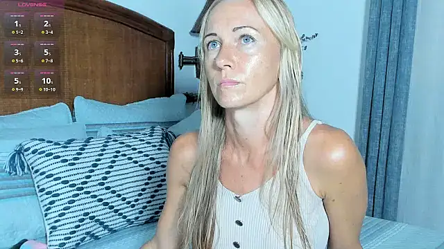Christine 35 online show from May 16, 11:53 am