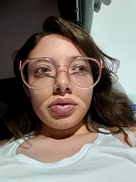 linda-schmidt online show from May 22, 3:37 am