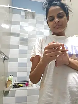 DirtySnowball69 online show from June 29, 8:52 pm