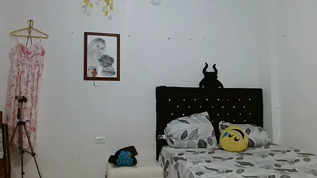 venuz mendoza20 online show from May 9, 2:41 pm