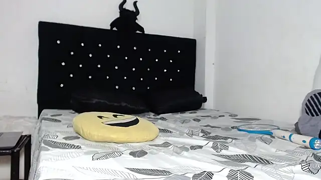 venuz mendoza20 online show from December 2, 2:52 pm