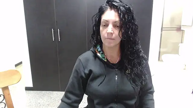 mijal queen online show from September 27, 2:52 am