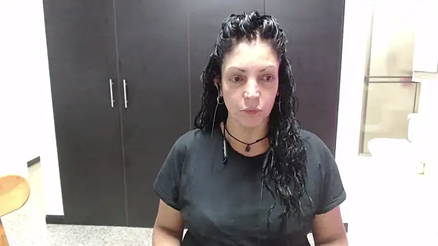 mijal queen online show from October 22, 3:11 am