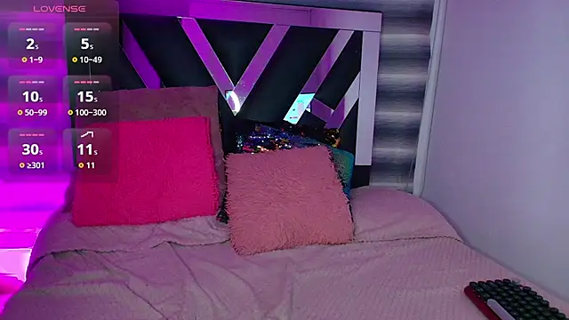 cami suarez  online show from October 1, 3:55 am