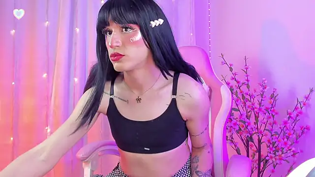 Pinkyrosse online show from December 13, 8:04 pm