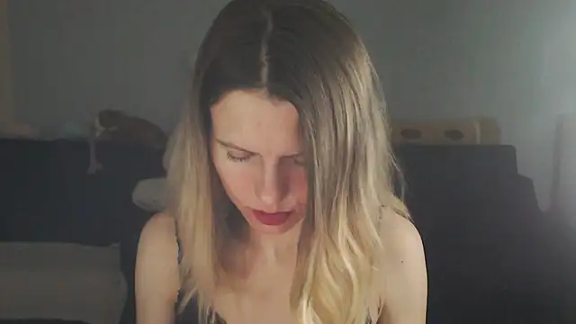 night is dark online show from December 14, 10:37 pm