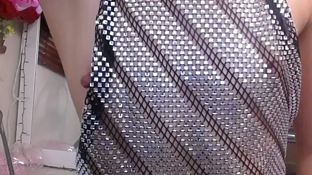 NicoleSantana online show from November 22, 10:45 pm