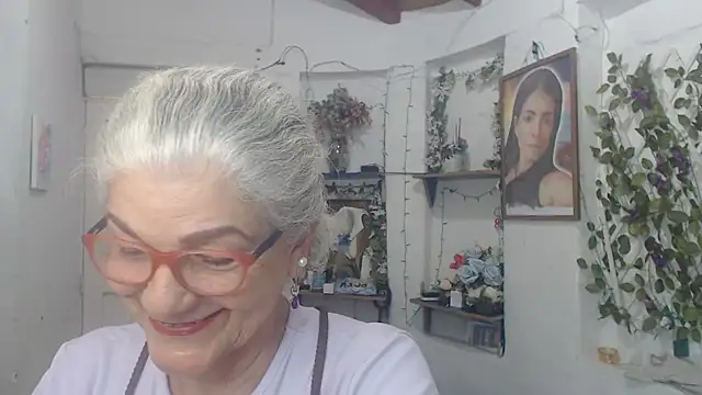 FunnyGrandma online show from September 21, 11:25 pm