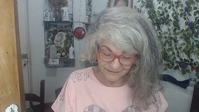 FunnyGrandma online show from May 8, 3:43 am