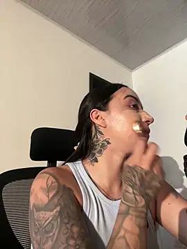 EmmyEvans1 online show from October 13, 7:38 pm