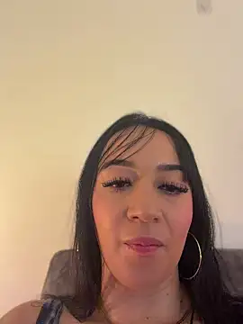 EmmyEvans1 online show from May 15, 8:11 pm