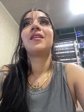 EmmyEvans1 online show from February 6, 9:29 pm