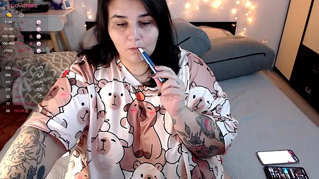 naughtykiss online show from October 8, 6:18 am