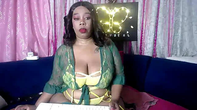 crystalbxx online show from March 18, 4:23 pm