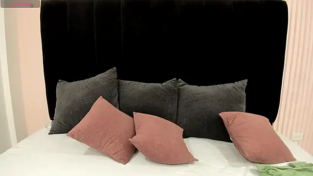 pink dustt online show from August 8, 2:08 am