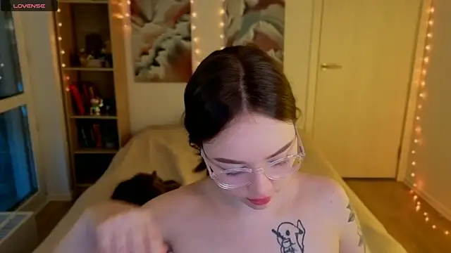 MilenaSaint online show from May 5, 3:53 am