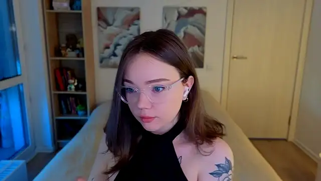 MilenaSaint online show from May 8, 4:05 am