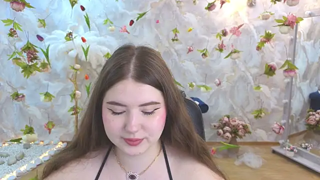 NicoleFoxery online show from May 21, 3:37 am