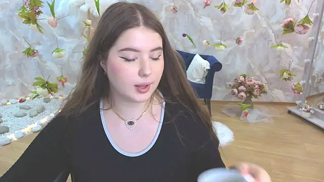 NicoleFoxery online show from May 25, 8:52 pm