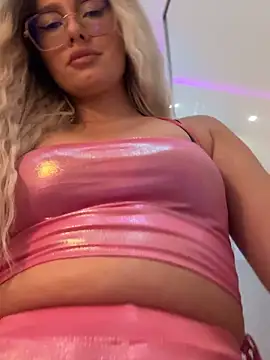 mollyxxx online show from March 30, 2:33 am