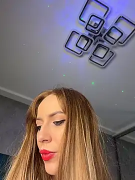 AlyaSeduce online show from May 19, 4:30 am
