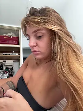 jessieamy online show from May 6, 3:54 am