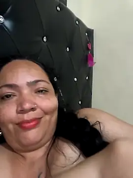 NIKOLE1301 online show from May 12, 8:48 pm