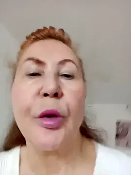 Hottie-Mom online show from November 13, 10:03 am