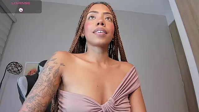 ashley 23  online show from February 24, 3:49 am