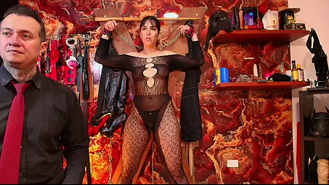 boy n girl online show from November 29, 9:46 am