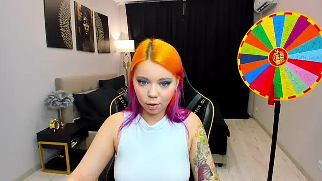 EnergyBunny 1 online show from July 4, 7:43 pm