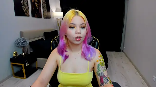EnergyBunny 1 online show from June 24, 7:35 pm