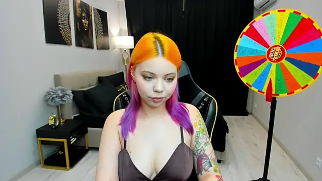 EnergyBunny 1 online show from July 5, 7:41 pm