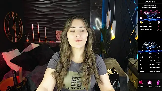 KylieMellow online show from May 6, 1:37 pm