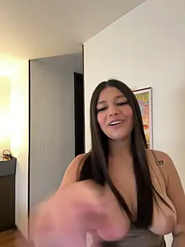 Alyshanon18 online show from May 6, 6:12 pm