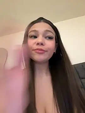 Alyshanon18 online show from May 26, 3:17 am